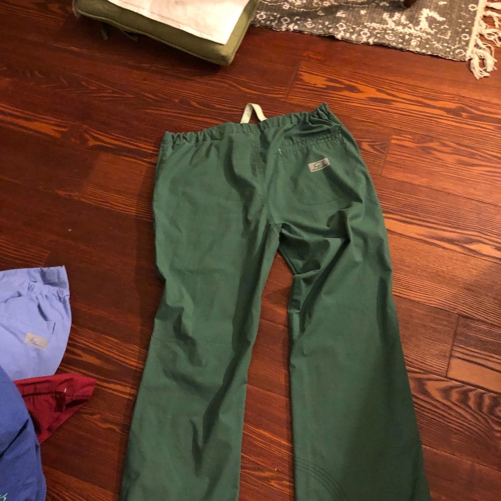 Medical Uniform - Picture 2 of 2